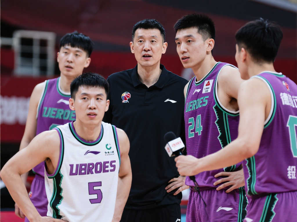 邱彪带领山东队逆袭德比 球队焕然一新 邱彪带领山东队逆袭德比 球队焕然一新